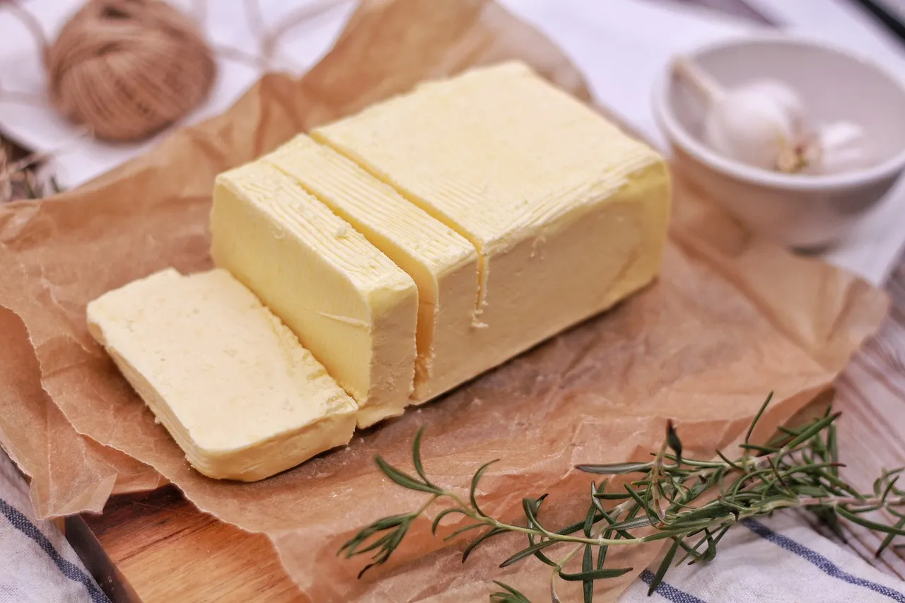 Jenis-jenis Butter: Penjelasan dan Karakteristiknya - Featured Image