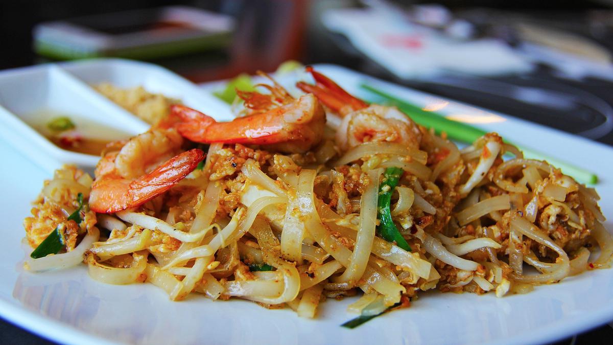 17 Makanan Khas Thailand, Dari yang Viral, Ekstrem hingga Halal